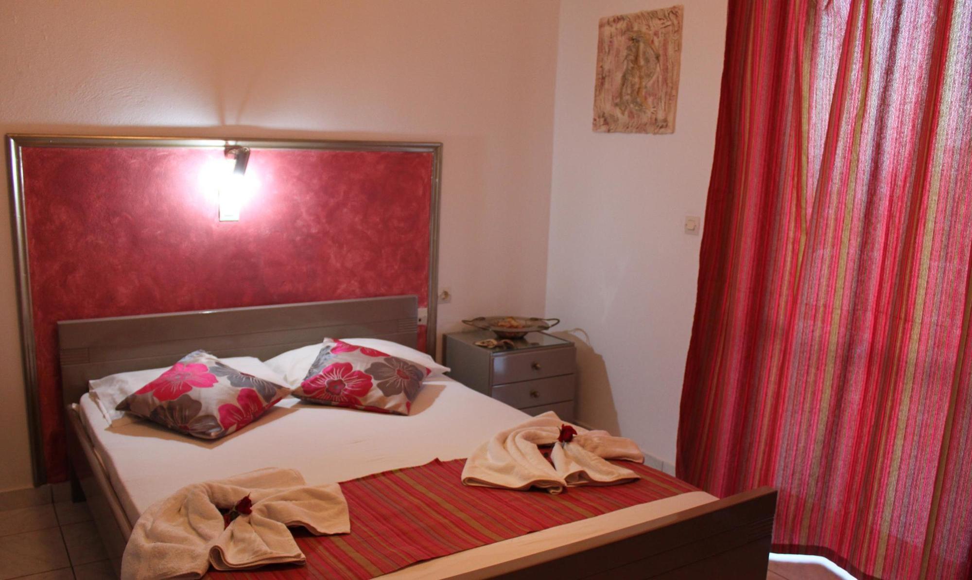 Silver Sun Studios & Apartments Malia  Exterior photo
