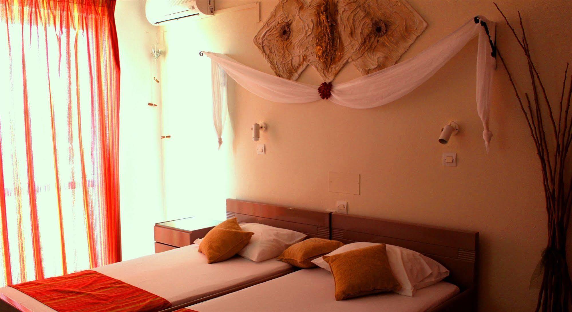 Silver Sun Studios & Apartments Malia  Exterior photo